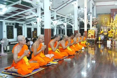 ประมวลภาพการสวดพระอภิธรรมพระบรมศพ พระบาทสมเด็จพระเจ้าอยู่หัวในพระบรมโกศ ณ วัดจุฬามณี ปี ๒๕๕๙
