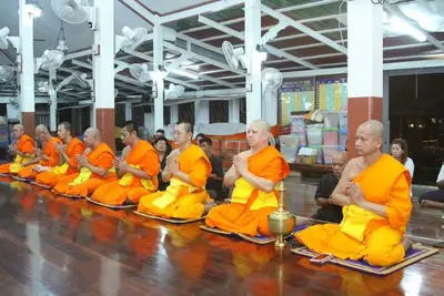ประมวลภาพการสวดพระอภิธรรมพระบรมศพ พระบาทสมเด็จพระเจ้าอยู่หัวในพระบรมโกศ ณ วัดจุฬามณี ปี ๒๕๕๙